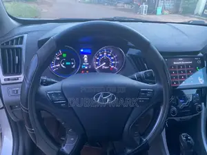 Hyundai Sonata Hybrid 2012 Silver