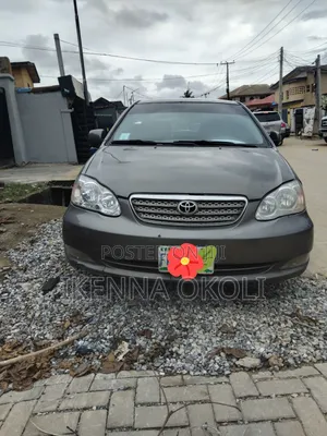 Toyota Corolla 2004 Gray