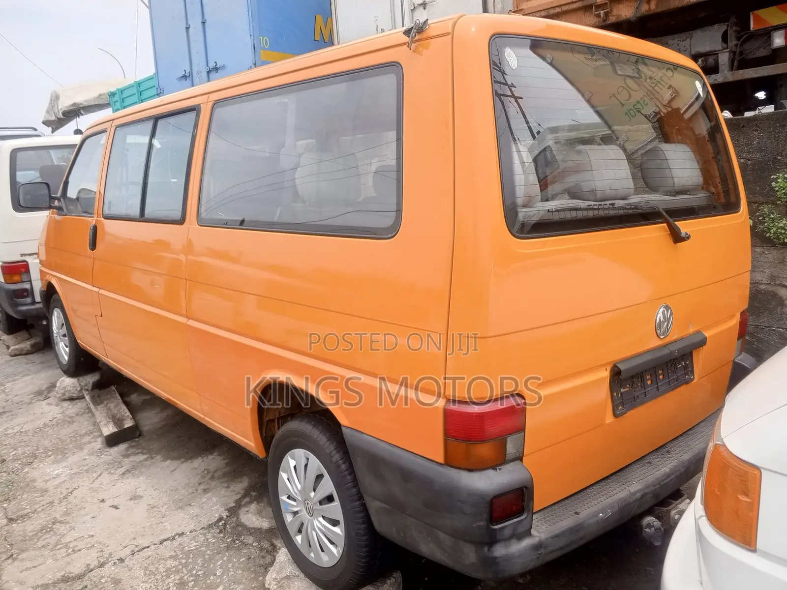 Volkswagen Transporter 2007 Orange