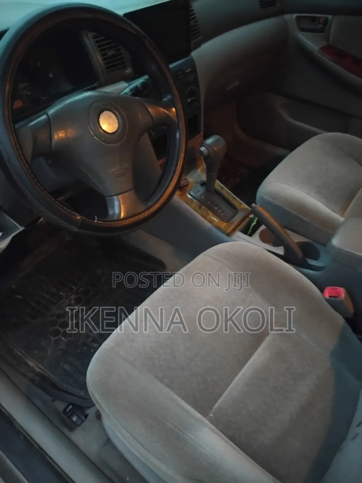 Toyota Corolla 2004 Gray