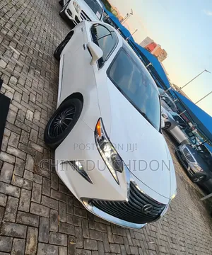 Lexus ES 2016 White