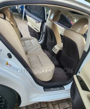 Lexus ES 2016 White