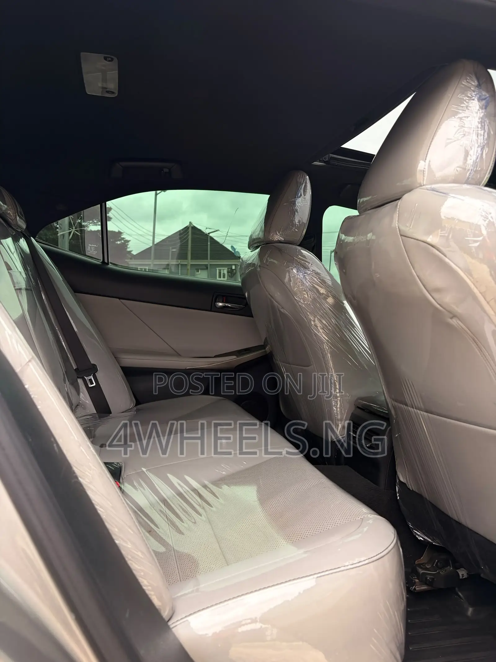 Lexus IS 250 4WD 2014 Gold