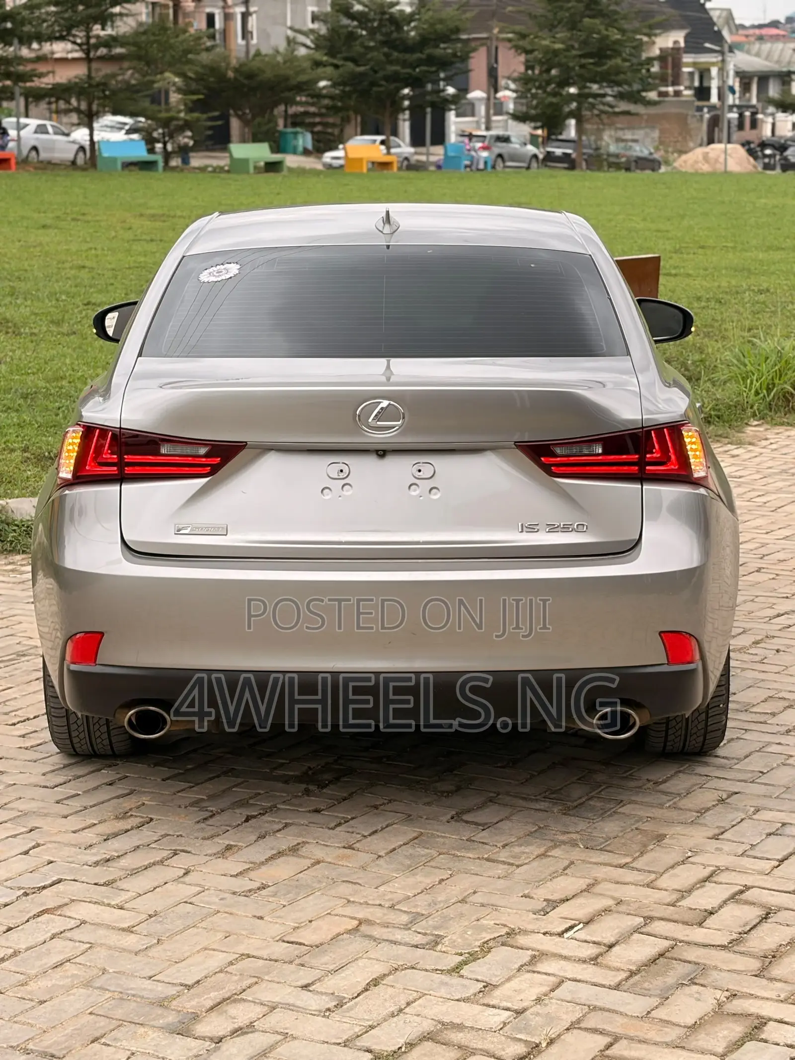 Lexus IS 250 4WD 2014 Gold