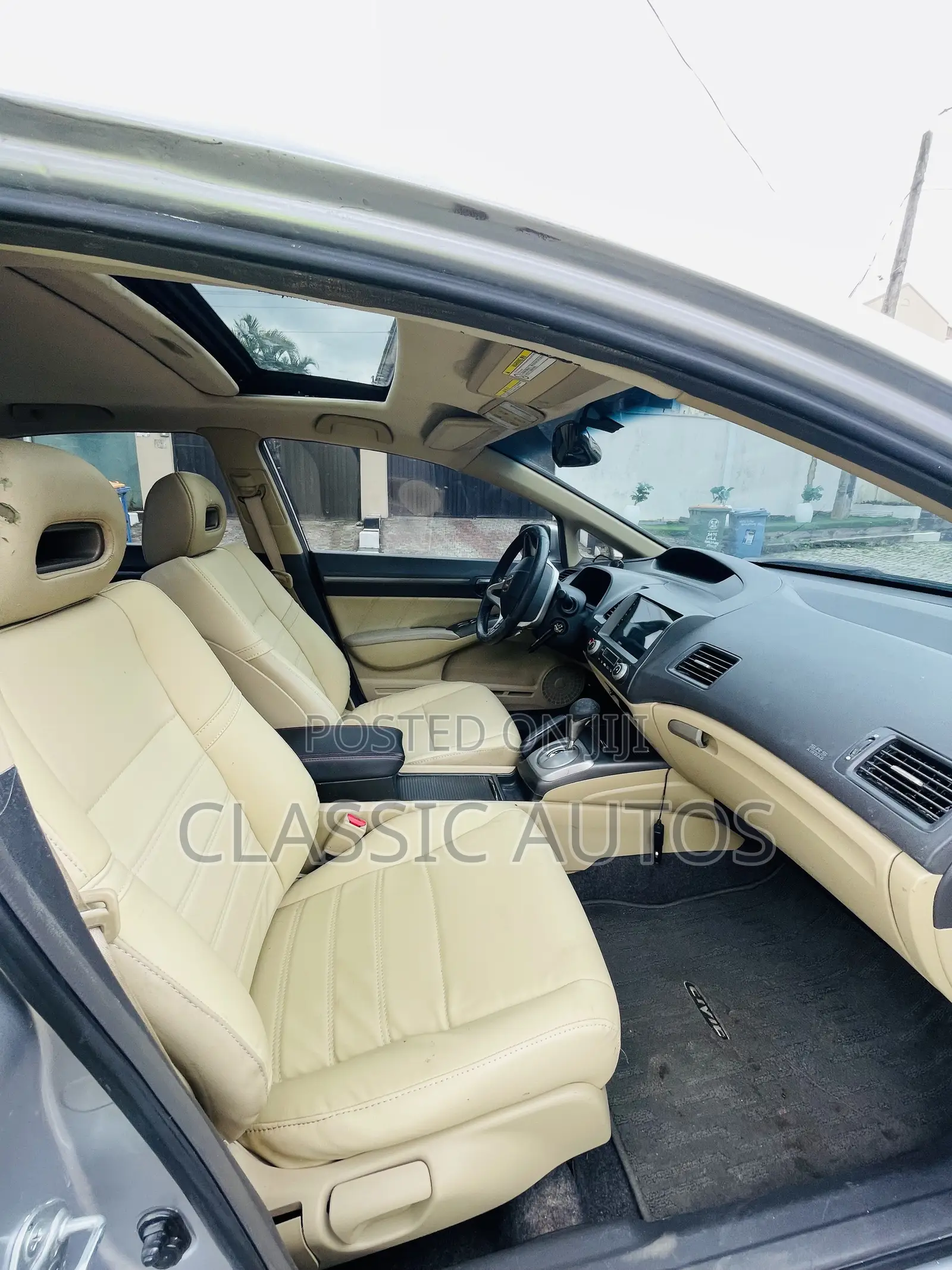 Honda Civic 2012 Silver