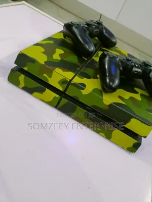 PS4 Controller
