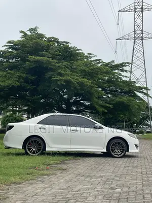 Toyota Camry 2014 White