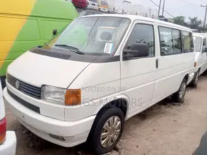 Volkswagen Transporter 2005 White