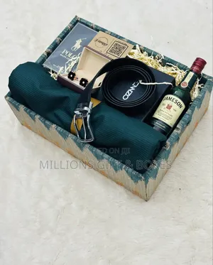 Open Cover Gift Boxes for Events ( Packages Bet, Clothes , Wines)