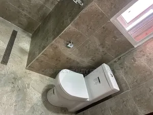 3bdrm Apartment in Victoria Island Extension for rent