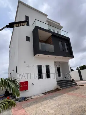 5bdrm Duplex in Life Camp for sale