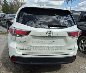 Toyota Highlander Limited V6 4x4 (3.5L 6cyl 6A) 2016 White