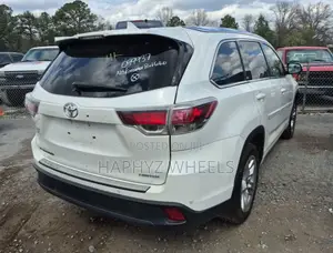 Toyota Highlander Limited V6 4x4 (3.5L 6cyl 6A) 2016 White