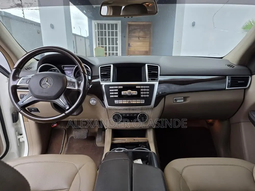 Mercedes-Benz M Class ML 350 4Matic 2012 White