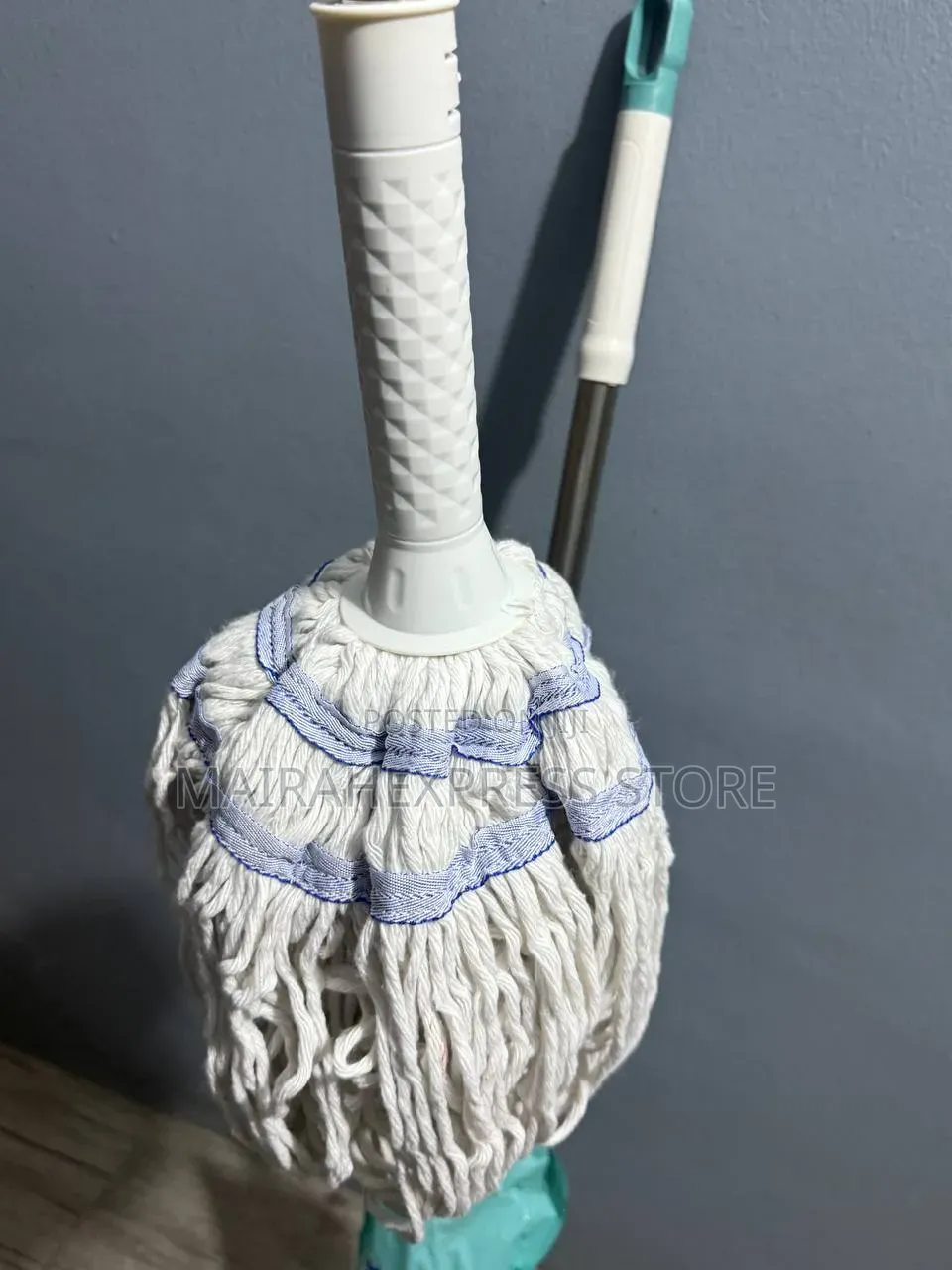 Quality Long-Handle Soft-Bristle Indoor Outdoor Cleaning Broom