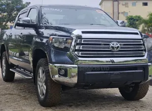 Toyota Tundra 2013 Blue