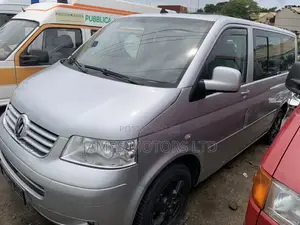 Volkswagen Transporter 2014 Silver