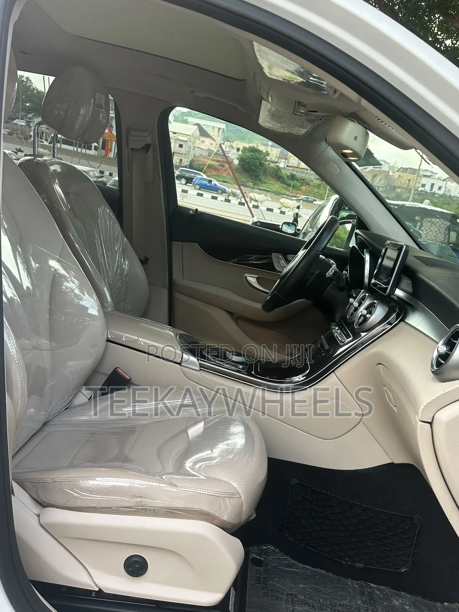 Mercedes-Benz GLC-Class 2017 White