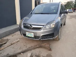 Opel Zafira 2008 Silver