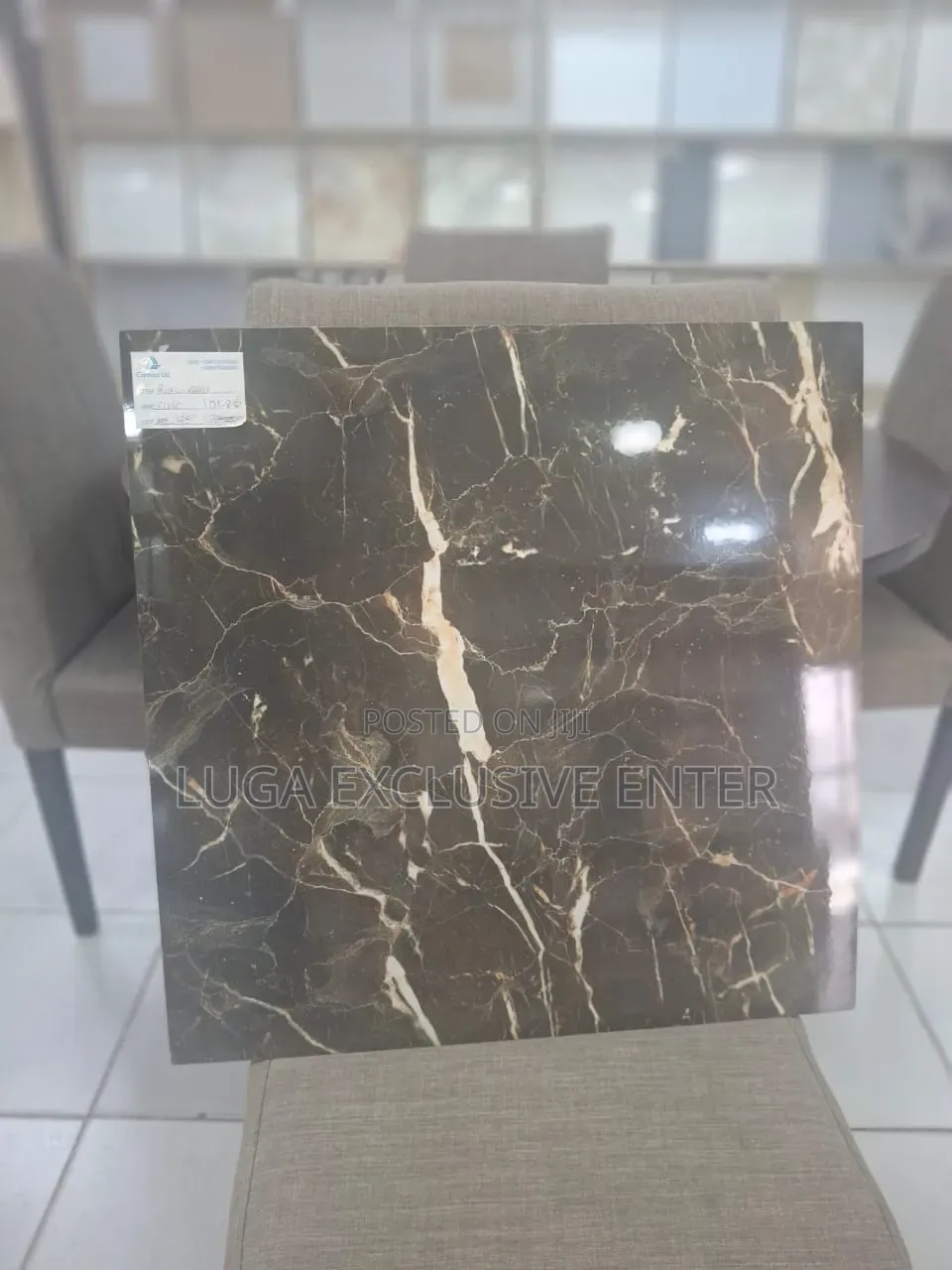 Pentelic Marble 60x60cm ROYAL