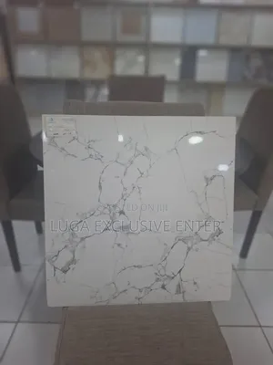 Pentelic Marble 60x60cm ROYAL