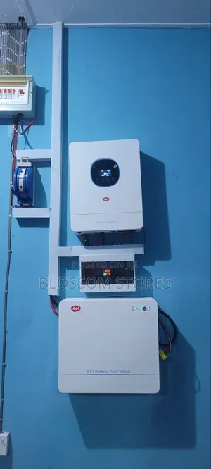 4kva Itel Inverter With 2.5kwh Itel Battery 24v and 4panels 620w