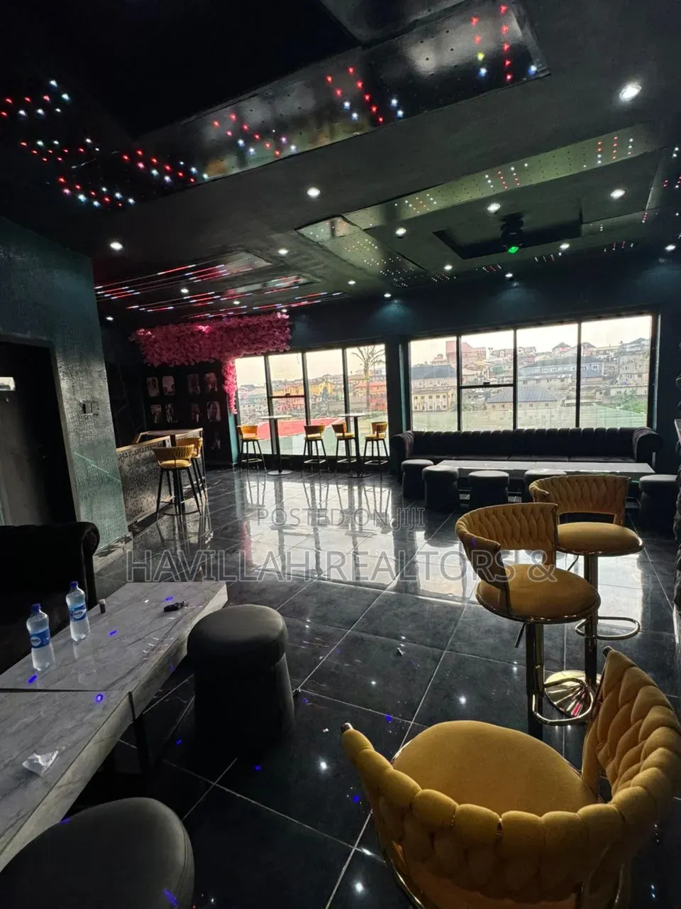 Restaurant/ Lounge 2 Years Is the Minimum Lease