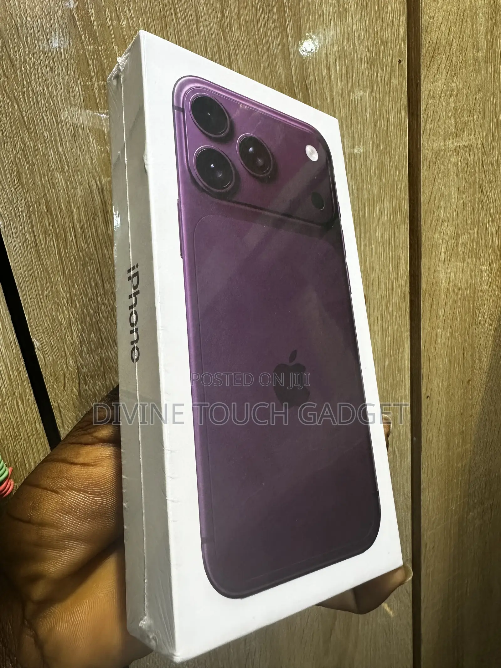 New Apple iPhone 18 Pro Max 1 TB Purple