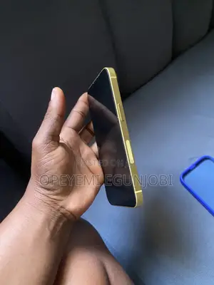 Apple iPhone 14 Plus 128 GB Yellow