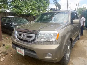 Honda Pilot 2010 Gold