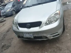 Toyota Matrix Standard AWD (1.8L 4cyl 4A) 2004 Silver