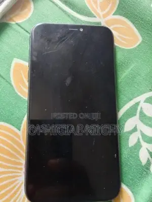 Apple iPhone 11 64 GB Black