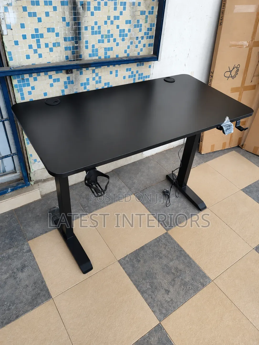 1.2 Meter Electric Adjustable Gaming Table – Smart Height Control