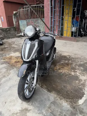 Piaggio Scooter 2010 Black