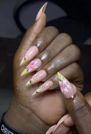 Press on Nails(almond and Stiletto)