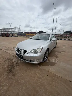 Lexus ES 2012 Silver