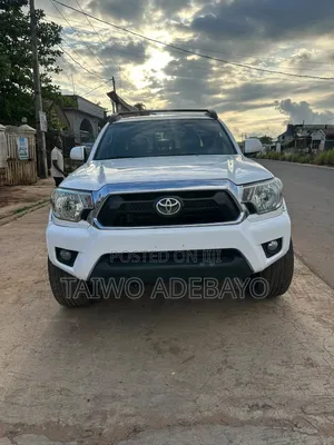 Toyota Tacoma 2015 White