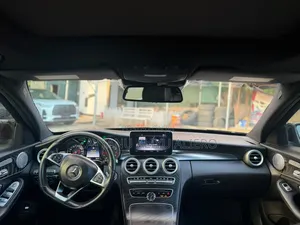 Mercedes-Benz C400 4Matic AWD Sedan (3.0L V6 7A) 2015 Black