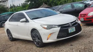 Toyota Camry 2016 White