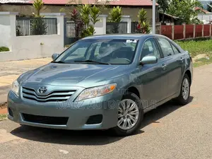 Toyota Camry LE 4dr Sedan (2.5L 4cyl 6A) 2011 Green