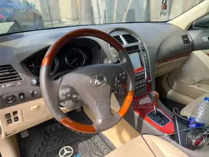 Lexus ES 2012 Gray