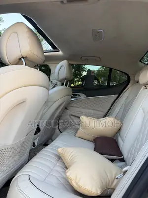 Hyundai Genesis 2017 Black