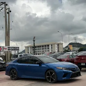 Toyota Camry XSE (2.5L 4cyl 8A) 2019 Blue