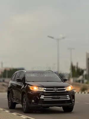 Toyota Highlander XLE 2019 Black