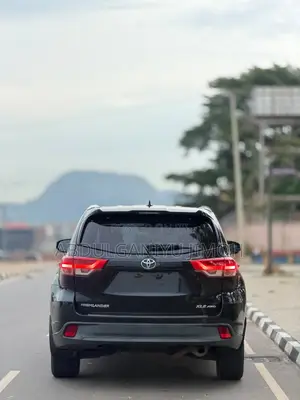 Toyota Highlander XLE 2019 Black