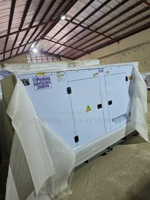 200kva Perkins Diesel Soundproof Generator Sp200kva 100%copper Coil