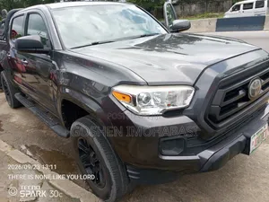 Toyota Tacoma SR 4x4 Access Cab 127.4 in. WB 2020 Gray