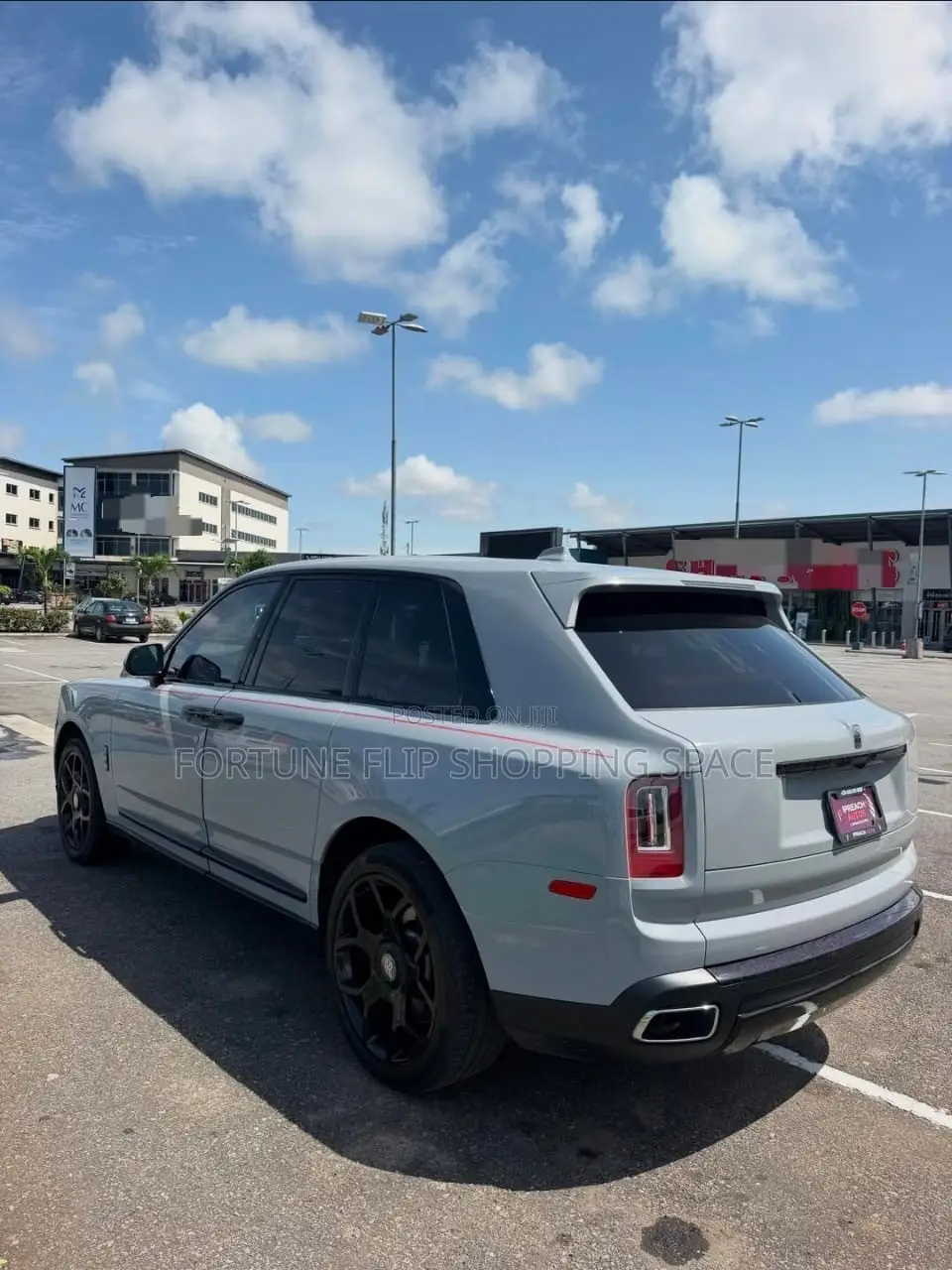 New Rolls-Royce Cullinan Base 2024 White