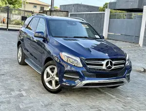 Mercedes-Benz GLE-Class GLE 350 2018 Blue
