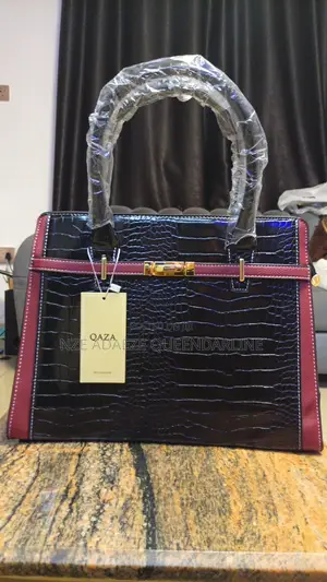 Quality and Luxury Handbags for Ladies, Suitable for Any Occasion.